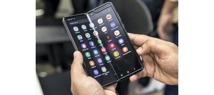 Lima Referensi Smartphone Lipat dengan Desain Menarik Lima Referensi Smartphone Lipat dengan Desain Menarik